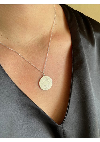 Gümüş Güneş Kolye - 925 Ayar Gümüş Güneş Kolye - Güneş Kolye - Kadın Kolye - Gümüş Kolye - Kadın Gümüş Kolye - Kadın Güneş Kolye modelleri