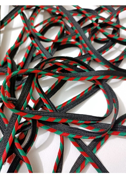 Tekstil Ürünleri Siyah Kenar Kırmızı Yeşil Biye Şerit ( 1 Cm)