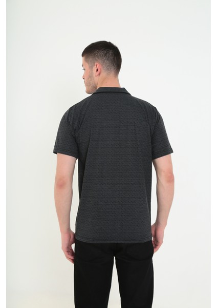 Baba Yakalı Cepli Desenli Model Klasik Kesim T-Shirt