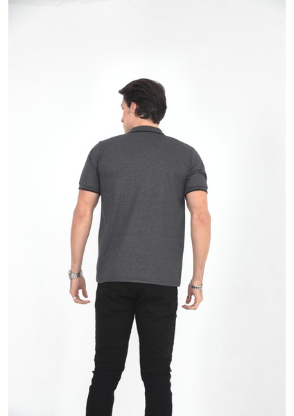Baba Yakalı Cepli Desenli Model Klasik Kesim T-Shirt