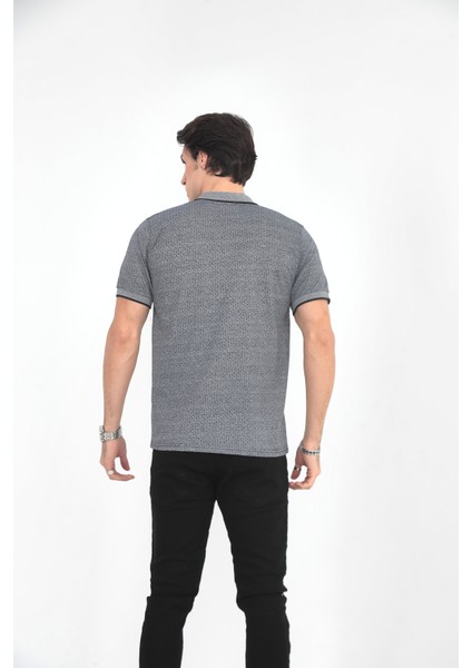 Baba Yakalı Cepli Desenli Model Klasik Kesim T-Shirt