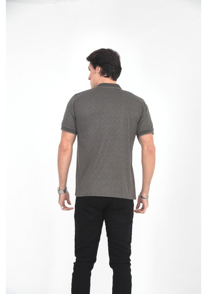 Baba Yakalı Cepli Desenli Model Klasik Kesim T-Shirt fırsatları