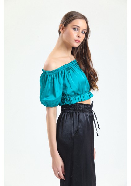 Yaka ve Etek Lastik Büzgülü Kolağzı Lastikli Saten Bluz | BLZ34216 Yesıl fiyatları