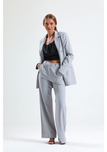 Süs Dikişli Hürrem Kumaş Bol Paça Pantolon | PNT34239 Gri