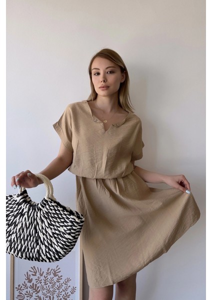 Kadın Bej Kısa Kol, Kalp Yaka, Dokulu Desen, Bele Oturan, Aerobin Lastikli Bel Midi Elbise modelleri