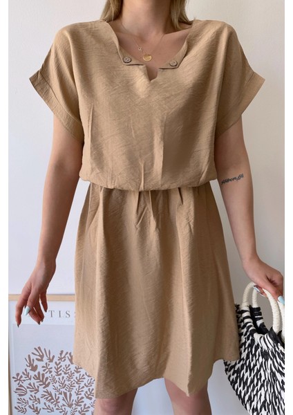 Kadın Bej Kısa Kol, Kalp Yaka, Dokulu Desen, Bele Oturan, Aerobin Lastikli Bel Midi Elbise indirimleri