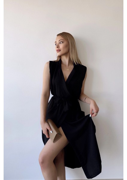 Kadın Siyah Kalın Askılı, Kruvaze Yaka, Düz Desen, Aerobin Yırtmaçlı, Kemerli Midi Elbise