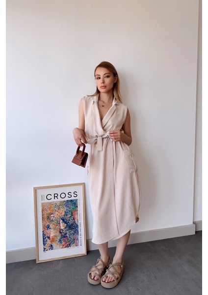Kadın Bej Kalın Askılı, Kruvaze Yaka, Düz Desen, Aerobin Yırtmaçlı, Kemerli Midi Elbise fiyatları
