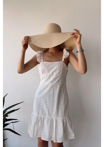 Kadın Beyaz Ince Askılı, Kare Yaka, Dantel/güpür Desen, A-Line Kalıp/kesim, Midi Fisto Elbise fırsatları