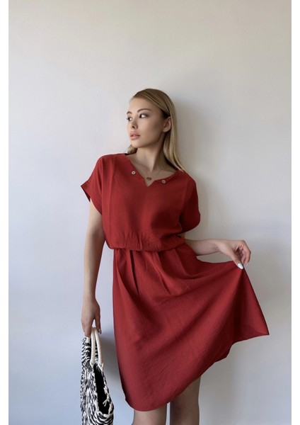 Kadın Mercan Kısa Kol, Kalp Yaka, Dokulu Desen, Bele Oturan, Aerobin Lastikli Bel Midi Elbise fiyatları