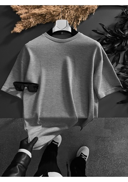 Long Fit Dokulu Basic T-Shirt Gri