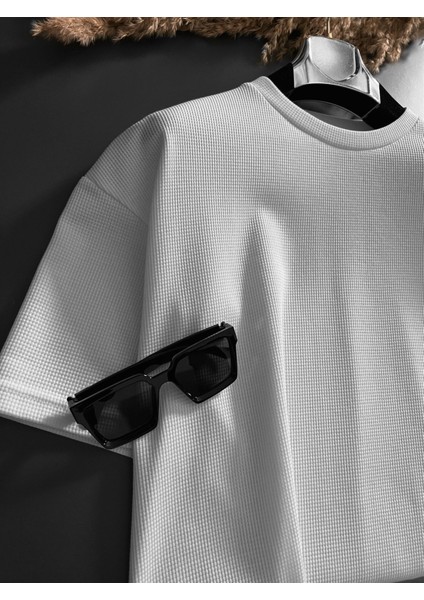 Long Fit Dokulu Basic T-Shirt Ekru