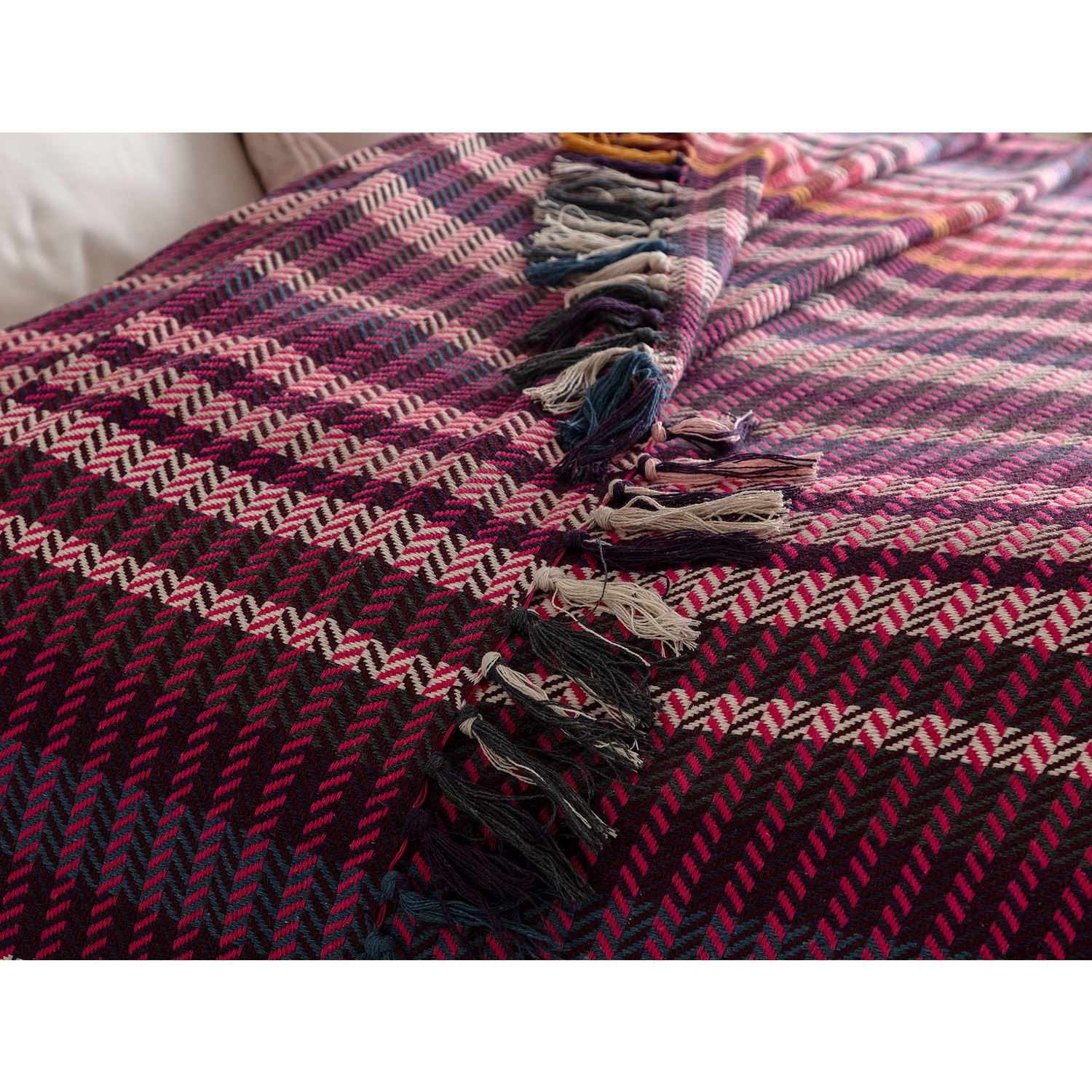 Madame Coco Mirabelle King Size Yatak Örtüsü Fuşya / Fiyatı Madame Coco Mirabelle King Size Yatak Örtüsü Fuşya / Fiyatı