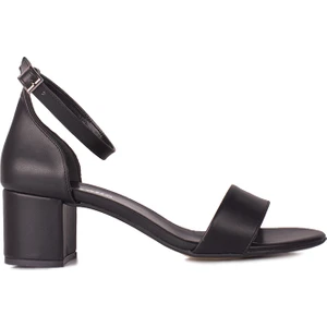 111272 014 Kadın Siyah Topuklu Sandalet