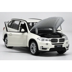 Bmw X5 1/24 Beyaz Model Araba
