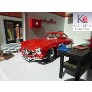 Burago 1954 Mercedes 300 Sl 1:24 Kırmızı Model Araba