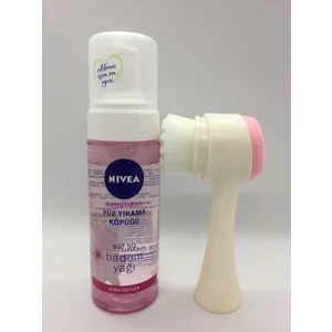 Yatıştırıcı Yüz Yıkama Köpüğü 150 Ml+Yüz Temizleme Fırçası
