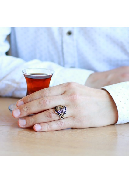 Kırmızı Zirkon Taşlı AyYıldız Kemerli 925 Ayar Gümüş Yüzük fiyatları