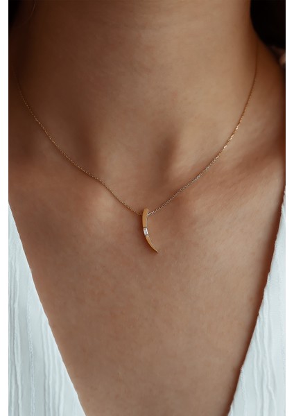 Baget Taşlı Fil Dişi Altın Kolye