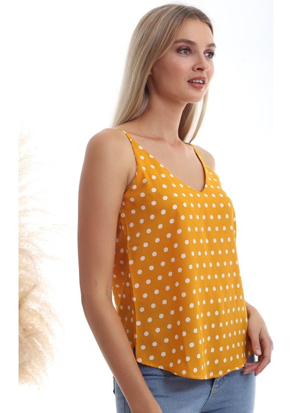 20333453 Kobe Puantiye Desenli İp Askılı Bluz Hardal fırsatları