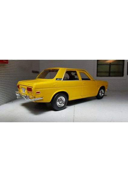 1971 Datsun 510 1:24 Sarı Model Araba fiyatları