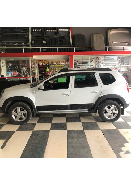 Dacia Duster Kapı Koruma Dodik Seti UV Katkılı (ABS) Mat Siyah 4 Parça 2010-2013