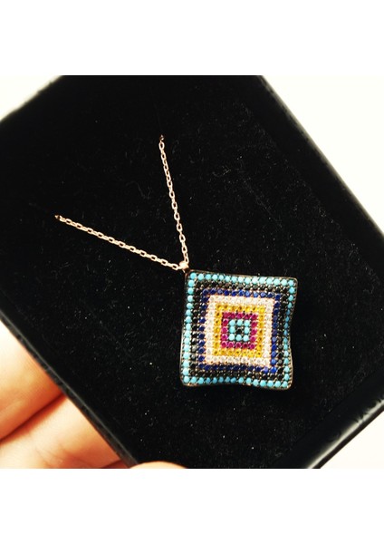 Kare Dalgalı Nazarlık Modeli Kadın Gümüş Kolye Büyük Boy modelleri