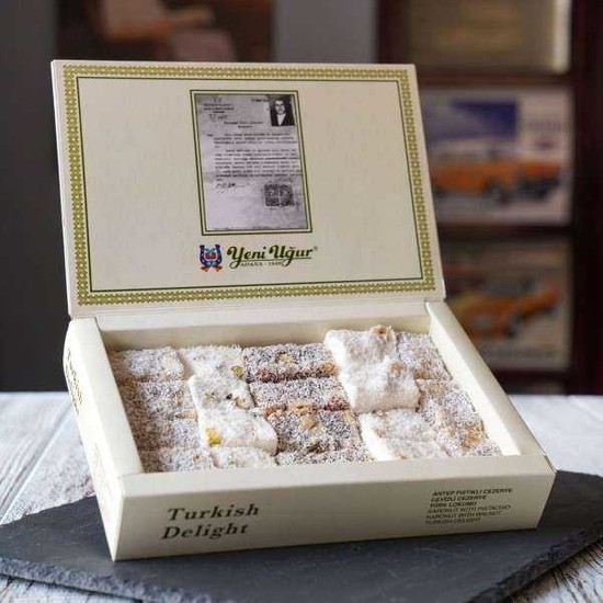 KariSik Turkish Delight (Sultan Turkish Delight, Hazelnut Turkish Delight, Cut Cezerye) 1 kg
