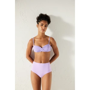 Basic Twist Bikini Üstü