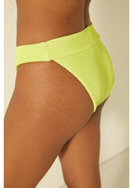 Pinole Super Neon Yeşili Bikini Altı