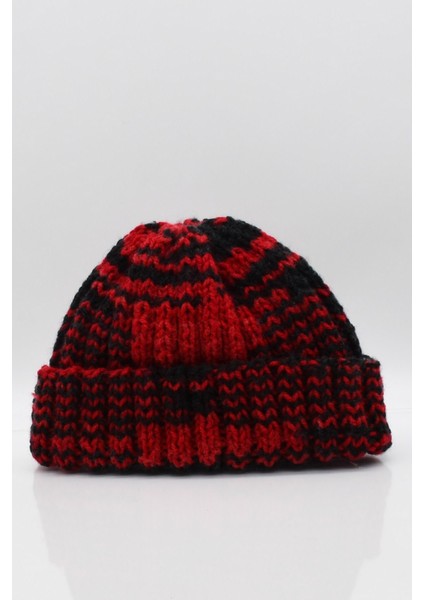 Kadın Kısa Kışlık Bere Siyah-Kırmızı modelleri