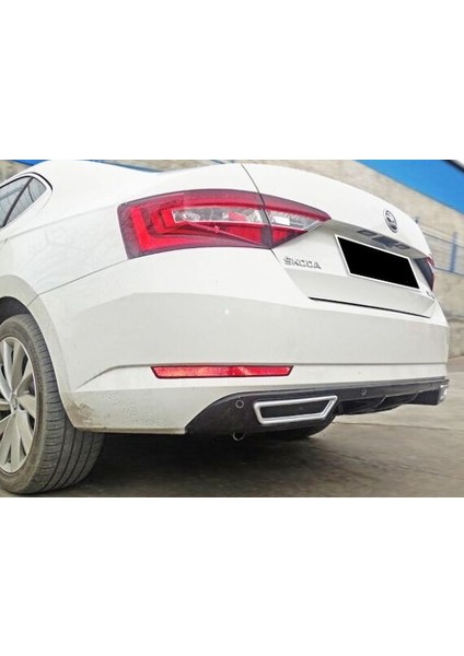 Skoda Superb Mk3 2015 S Difüzör Parlak Siyah
