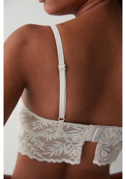 Alessa Dantelli Bej Sütyen indirimleri