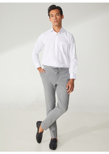 Regular Fit Klasik Yaka Armürlü Beyaz Erkek Gömlek GM2025000241 fiyatları