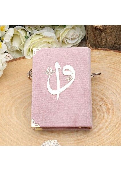 Hediyelik Seccade, Inci Tesbih, Çanta Boy Kur'an-I Kerim, Asetat Kutulu (26×23) Set Pembe