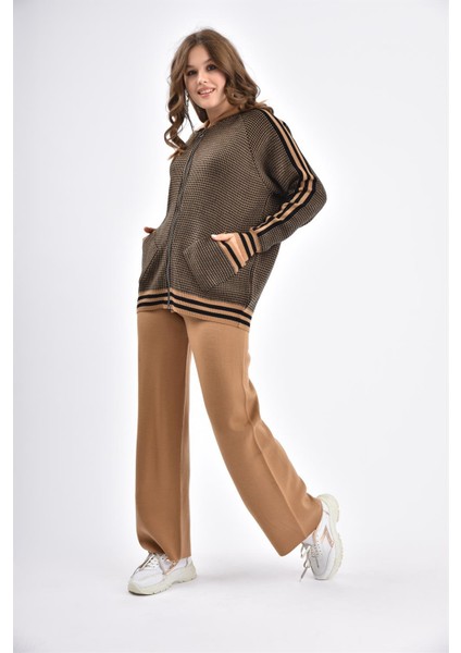 Kadın Kapşon Detay Ikili Takım Bisküvi fiyatları