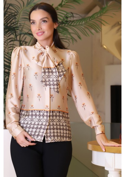 Çiçek Baskılı Bej Kadın Bluz 3606-2K3 modelleri