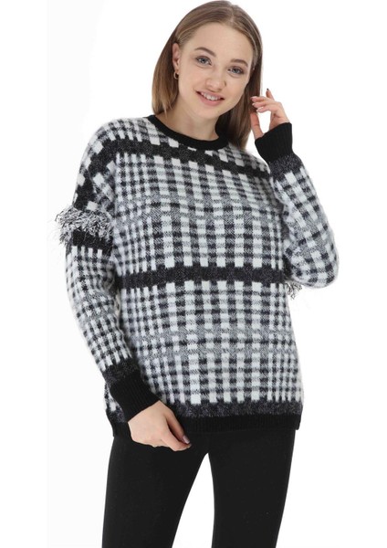 Kadın Püskül Detaylı Triko Siyah