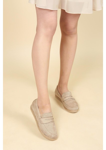 Lazer Delikli Loafer Nut modelleri