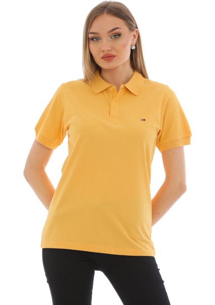 Kadın Hardal Pamuklu Likralı Polo Yaka Kısa Kollu Nakışlı Tişört