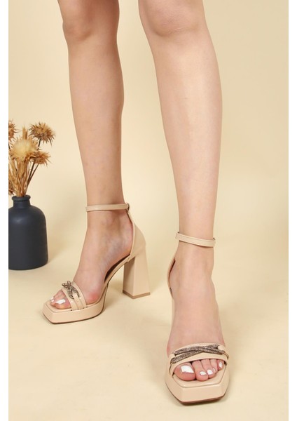 Taş Aksesuarlı Rugan Platform Topuklu Ayakkabı Nut fiyatları