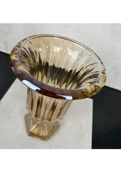 AYAKLI BOMBELİ CAM VAZO GOLD 23X15 CM indirimleri
