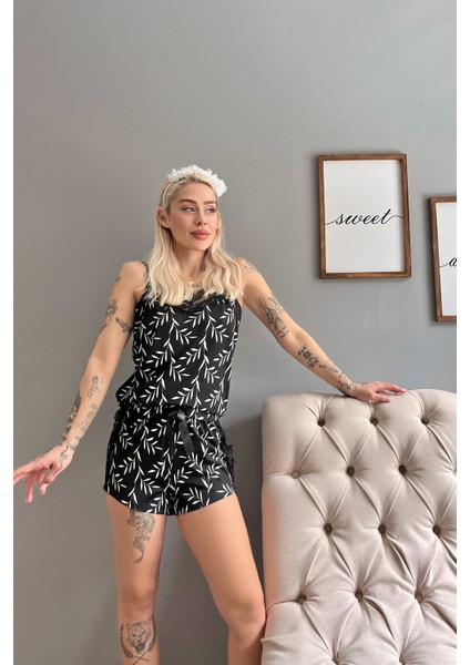 Siyah Zeytin Dalı Pegasus Dantel Detaylı Ip Askı Şortlu Örme Pijama Takımı