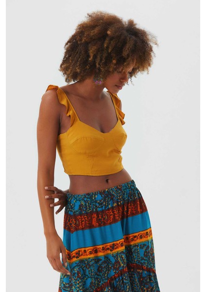 Kalp Yaka Fırfırlı Askılı Crop Bluz