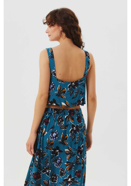 Kare Yaka Kalın Askılı Crop Bluz fırsatları