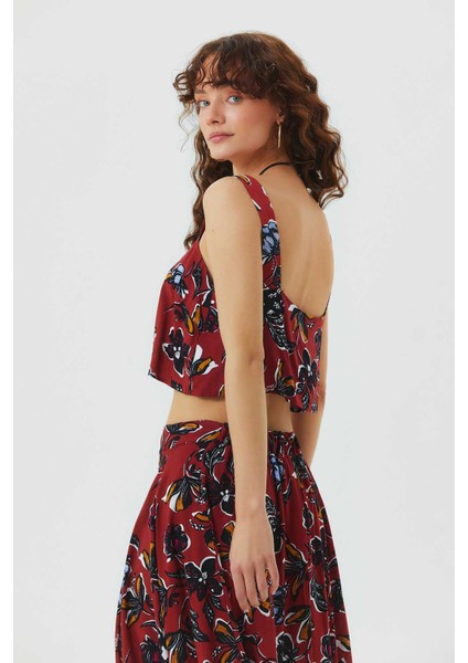 Kare Yaka Kalın Askılı Crop Bluz fırsatları