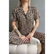 Pijama Evi Leopar Desenli Örme Önden Düğmeli Kısa Kol Kadın Pijama