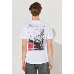 Riders By Lee Loose Fit Rahat Kesim %100 Pamuk Bisiklet Yaka Beyaz Tişört