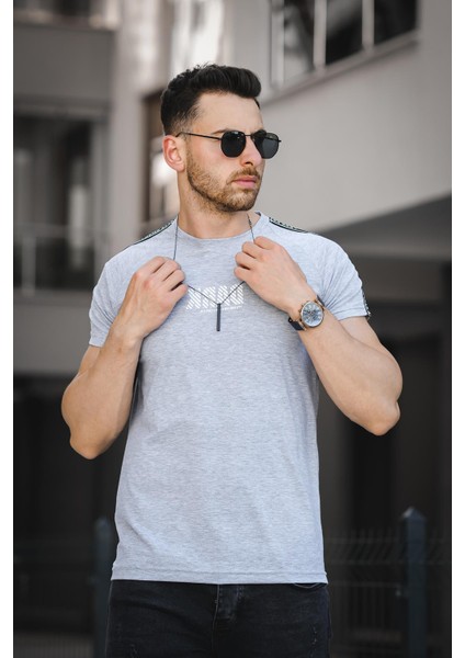 Dark Baskılı Omuz Şeritli Slim Fit Likralı Erkek Tshirt
