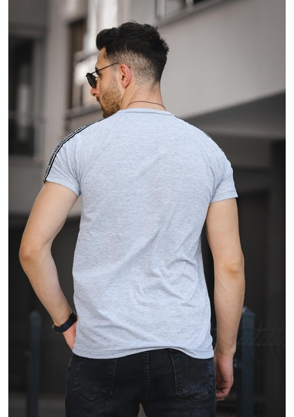 Dark Baskılı Omuz Şeritli Slim Fit Likralı Erkek Tshirt